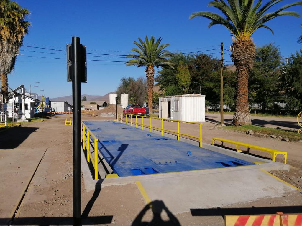 Báscula de Camiones Metálica — Foso Abierto